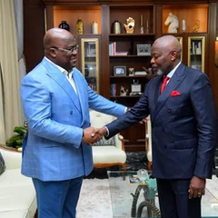 Politique : Félix Tshisekedi accueille Vital Kamerhe avec une chaude accolade Image 20