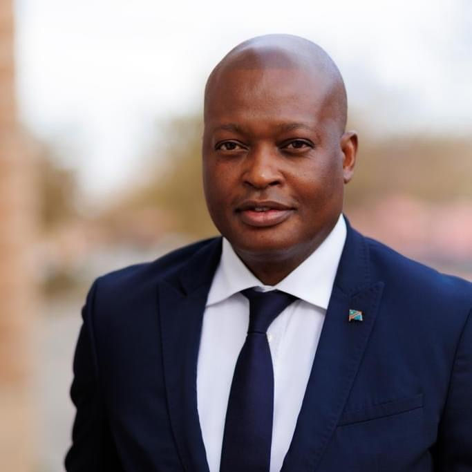 30Juin : Mfumu Luntadila appelle au retour à l'authenticité pour résoudre les problèmes de la RDC Image 92
